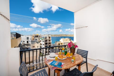 View (from property/room), Balcony/Terrace, Sea view