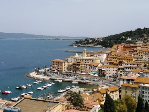 PANORAMIC HOUSE Apartment in Porto Santo Stefano
