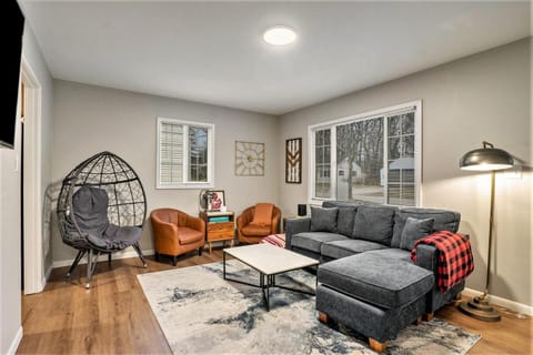 Hiways Hideaway House in South Haven