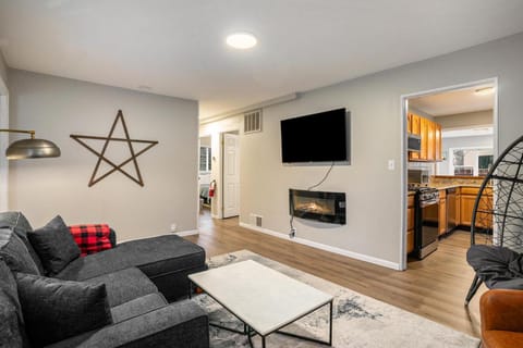 Hiways Hideaway House in South Haven