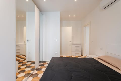 Ippolito - Free WiFi & Air Conditioning Apartment in Faenza