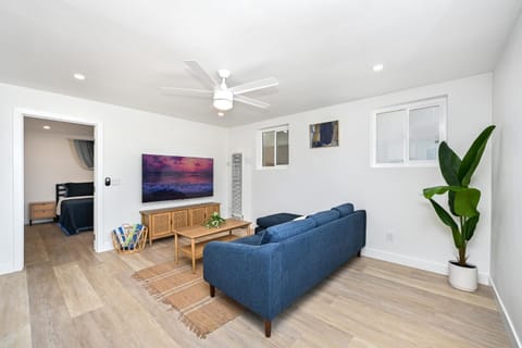 Sunset Beach Retreat next to Water Tower and Ocean House in Surfside