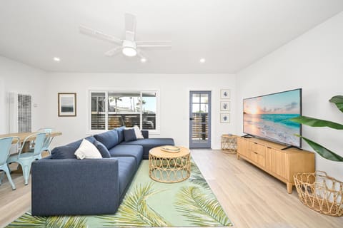 Brand New Home by the Beach & Historic Sunset Water Tower House in Surfside