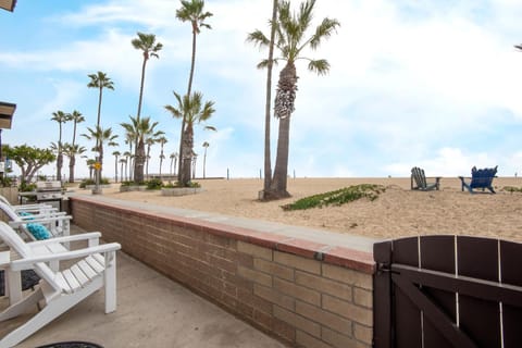 Oceanfront Triplex on Boardwalk with Ocean Views and Patio House in Balboa Peninsula