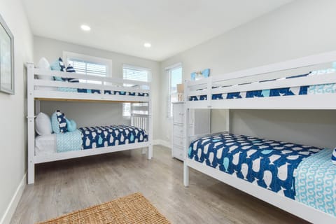 Sunset Island 3 Level Home on the Water sleeps 10 House in Sunset Beach