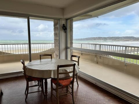 430 - Appartement T2 vue mer, depuis toutes les pièces Apartment in Brittany