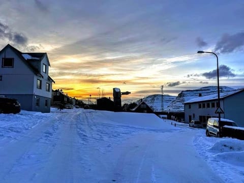 Neighbourhood, Street view, Sunset