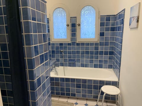 Hyères Pesquiers: Villa 5 Chambres avec Piscine et Climatisation - FR-1-335-169 Villa in Hyères