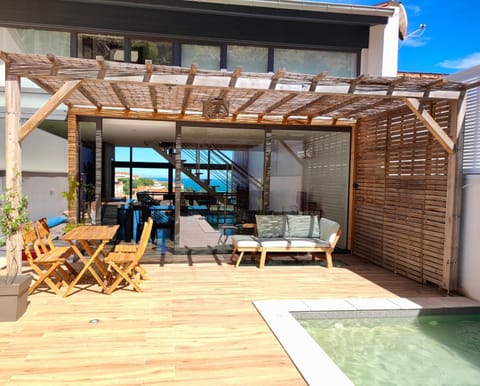 Patio, Pool view, sunbed