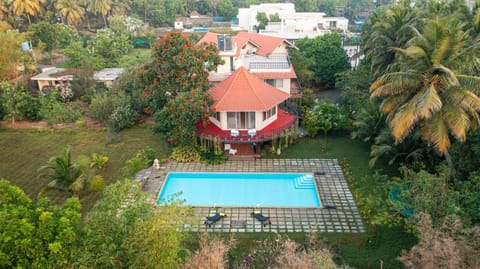 Property building, Bird's eye view, Pool view