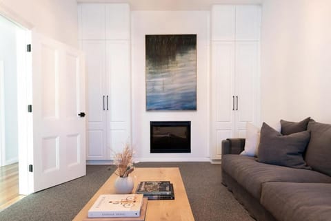 Villa Gwen: Character Home Moments from the City House in Launceston