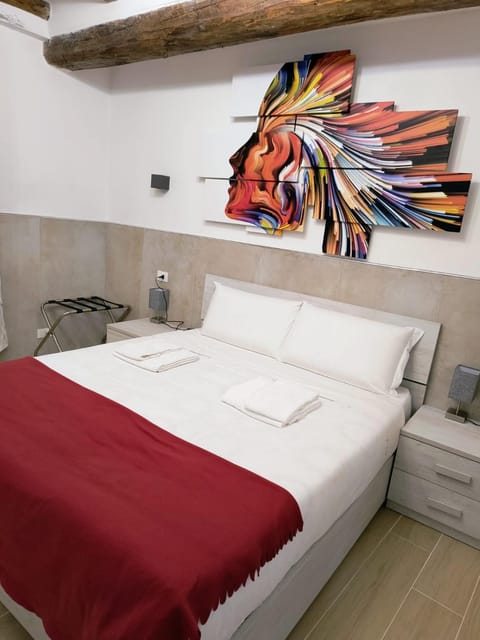 50 Tourist House Bologna - Pratello - Self check-in Apartment in Bologna