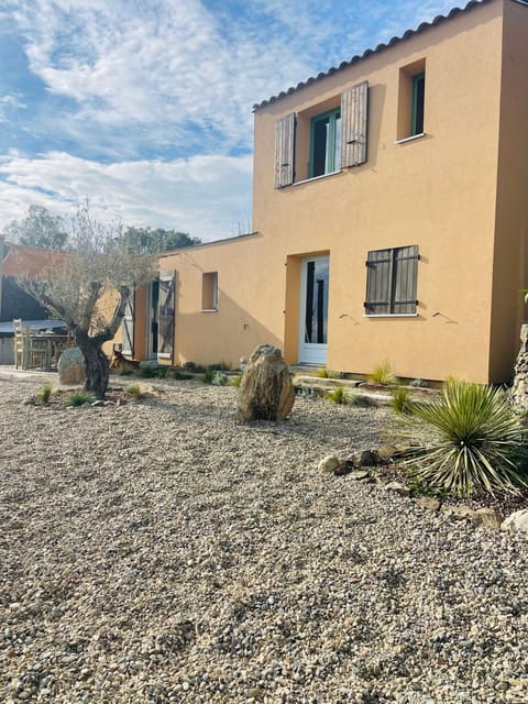 Property building, Spring, Day