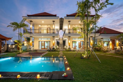 Pool view, Swimming pool
