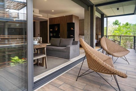 Day, View (from property/room), Balcony/Terrace, Seating area