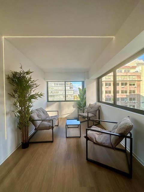 BlueMotion - CruiseHub 2B Apartment in Pireas