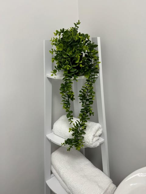 Private En-suite Luxury tent in Birmingham