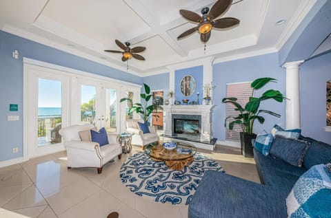 Sunset Beach Palace House in Sunset Beach