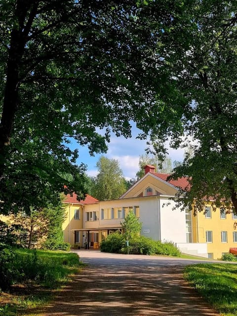 Property building, Natural landscape
