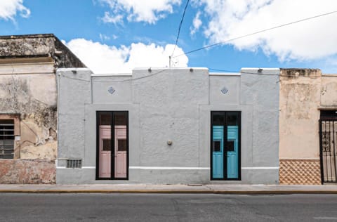 Property building, Day