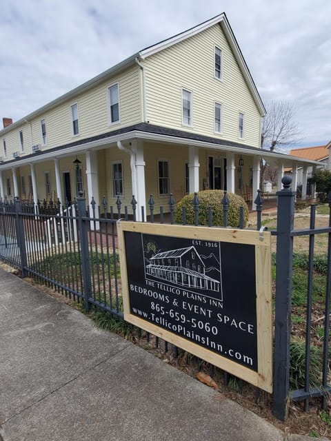 Property building, Property logo or sign