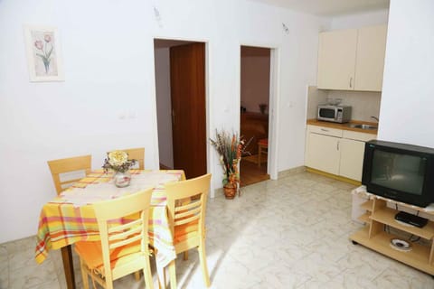 Apartments Jozica in Brna - Insel Korcula 6371 Apartment in Dubrovnik-Neretva County