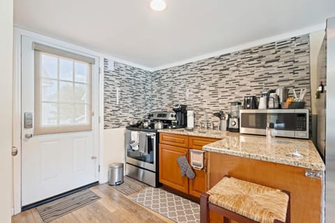 C & N Lodging Apartment in Bluffton