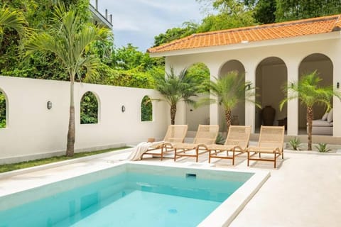 Property building, Pool view, Swimming pool, sunbed