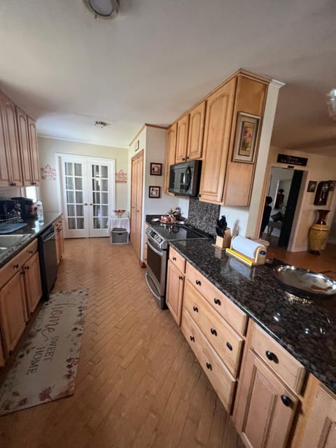 Southern’s Beauty2 very close to airport House in Kenner