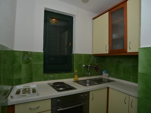 Apartment Kukljica 5 Apartment in Šibenik-Knin County, Croatia