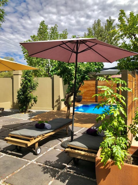 Property building, Swimming pool, Swimming pool
