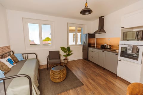 Living room, kitchen