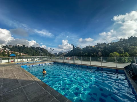 Day, Natural landscape, Mountain view, Pool view, Swimming pool