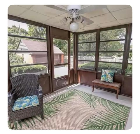 Private suite near Cleveland Clinic Vacation rental in Shaker Heights