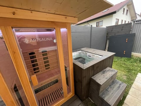 Sauna, Swimming pool