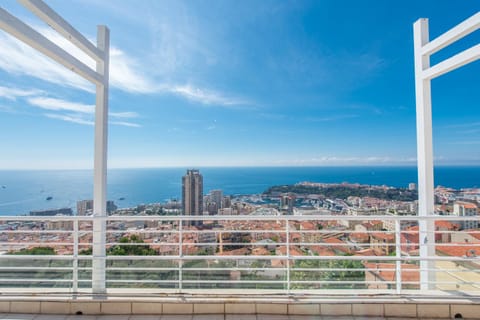 Penthouse Monte Carlo Vista Apartment in Monaco
