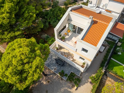 Property building, Day, Bird's eye view, Garden, Balcony/Terrace