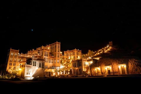 Property building, Night