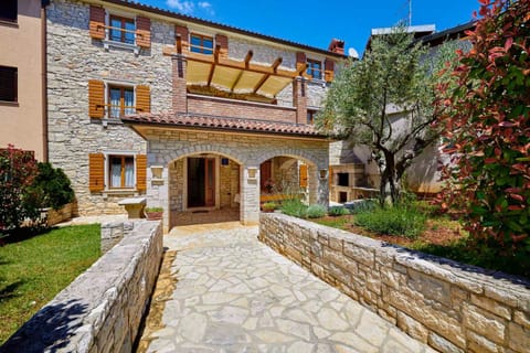 Property building, Summer