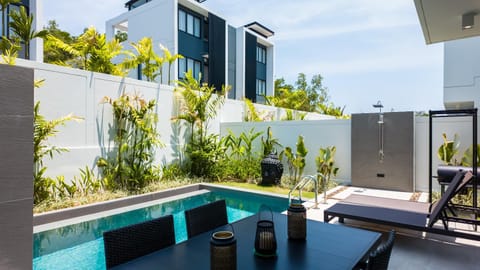 Pool view, Swimming pool