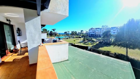 Day, Natural landscape, View (from property/room), Balcony/Terrace, Balcony/Terrace, Pool view, Sea view