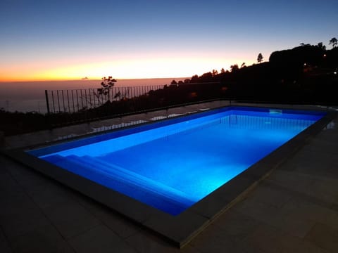 Sea view, Swimming pool