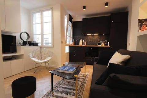 TV and multimedia, Kitchen or kitchenette, Living room, Seating area, minibar, pet friendly, stove