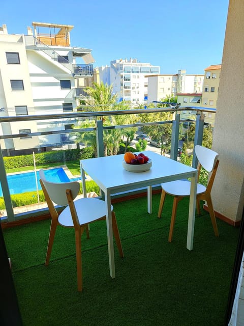 View (from property/room), Balcony/Terrace, Quiet street view, Inner courtyard view
