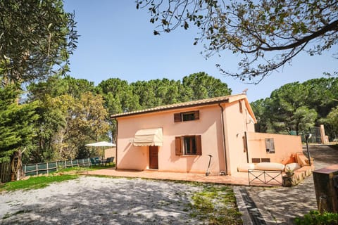 Property building, Patio