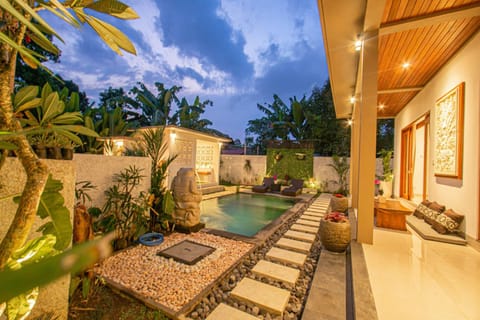 Garden, Garden view, Pool view, Swimming pool