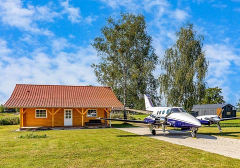 Airpark Ranch House in Mecklenburgische Seenplatte
