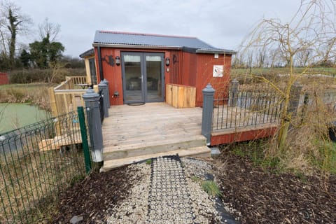 Red Sheds Cabin 'Herons Den' Cabin in Ireland