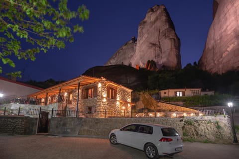 Voulas Traditional House Meteora 1 Bed and Breakfast in Kalabaka