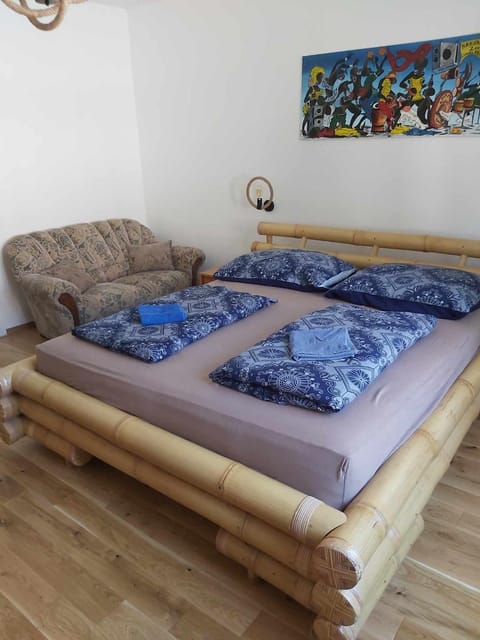 Decorative detail, Bedroom